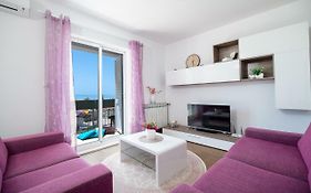 Apartment Ana